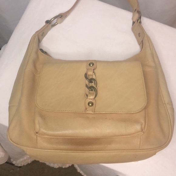 WILSONS LEATHER tan shoulder hand bag. Bronze hardware. Zipper closure on top. - Picture 12 of 15